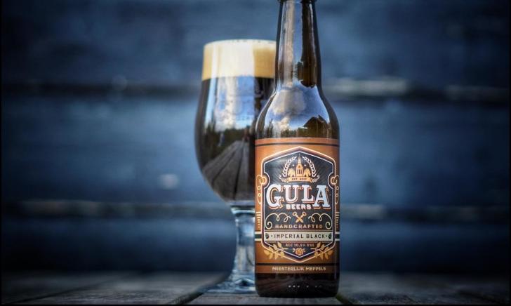 Imperial Black flesje met glas